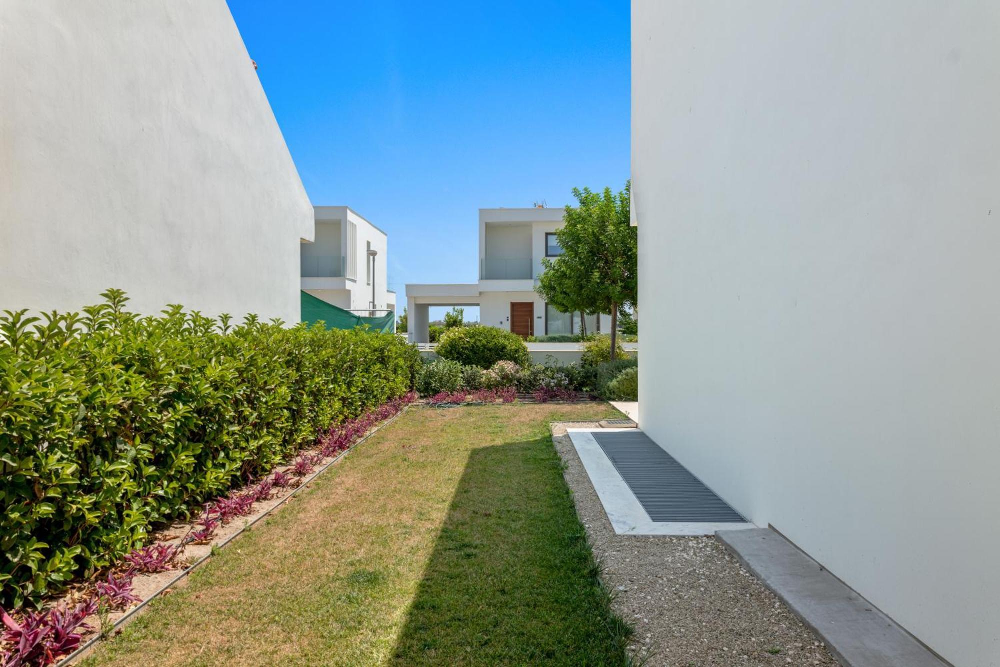Serenity Waves Villa 17 Larnaca Exterior foto
